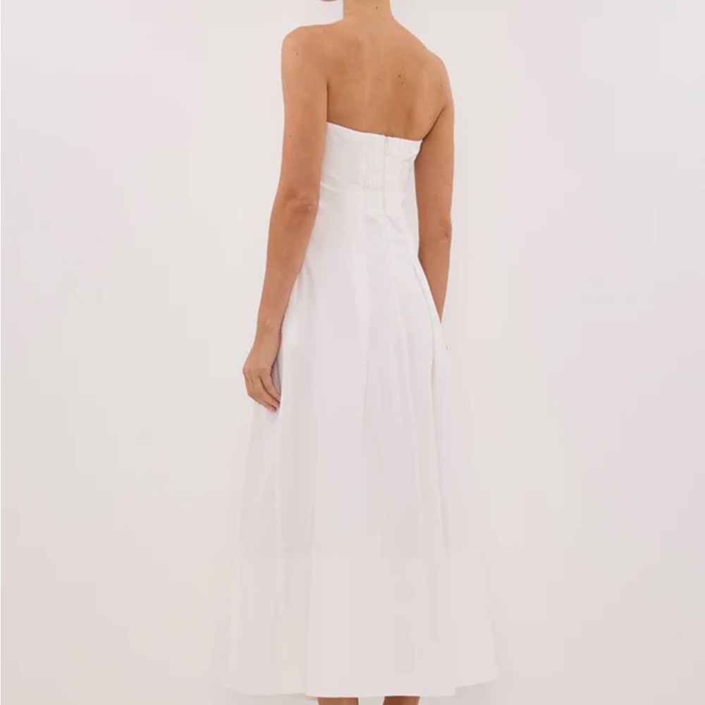 DISH White Dress - Picture 2 of 6